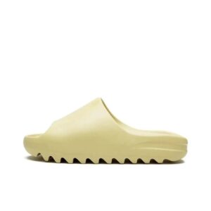 Kakobuy Yeezy kanye Slippers in the same styleSand color