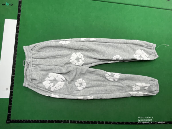 Kakobuy DENIM TEARS Foam Flower Sweatpants Hot!