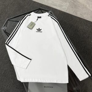 Kakobuy Balenciga collaborates with Adidas on high-quality hoodies