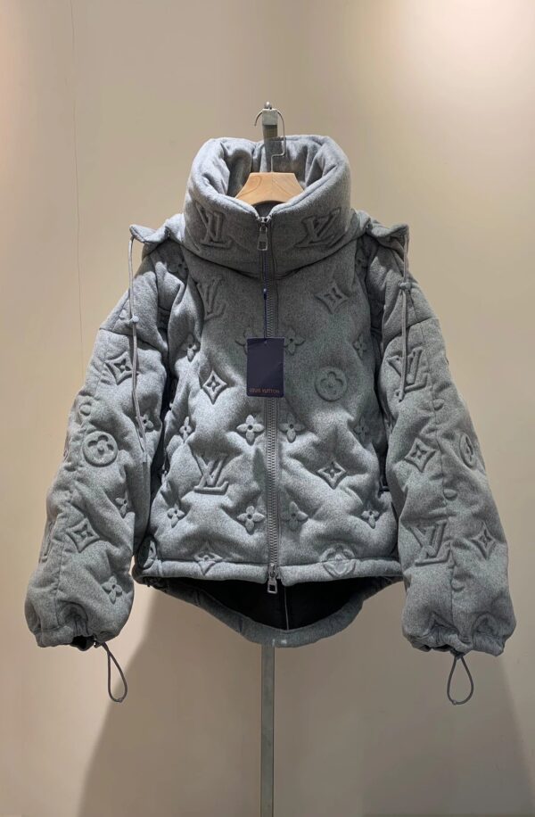 Kakobuy Louis Vuitton New Exclusive Embossed Down Jacket