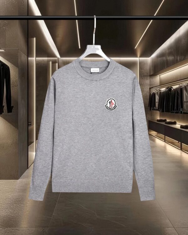Moner 25FW Classic Style Chest Logo Letter Badge Emblem Casual Knit Pullover Sweater