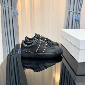Valentino Rockstud Black Studded Low-Top Sneakers