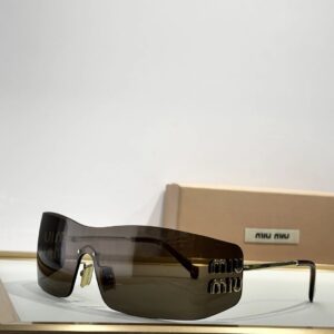 Miu Miu Fashionable Women's Brown Sunglasses