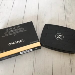 Chanel Le Teint Infallible Powder Foundation B10